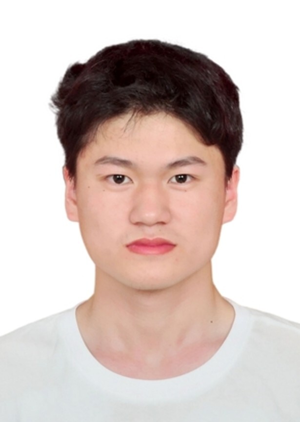 李海心
